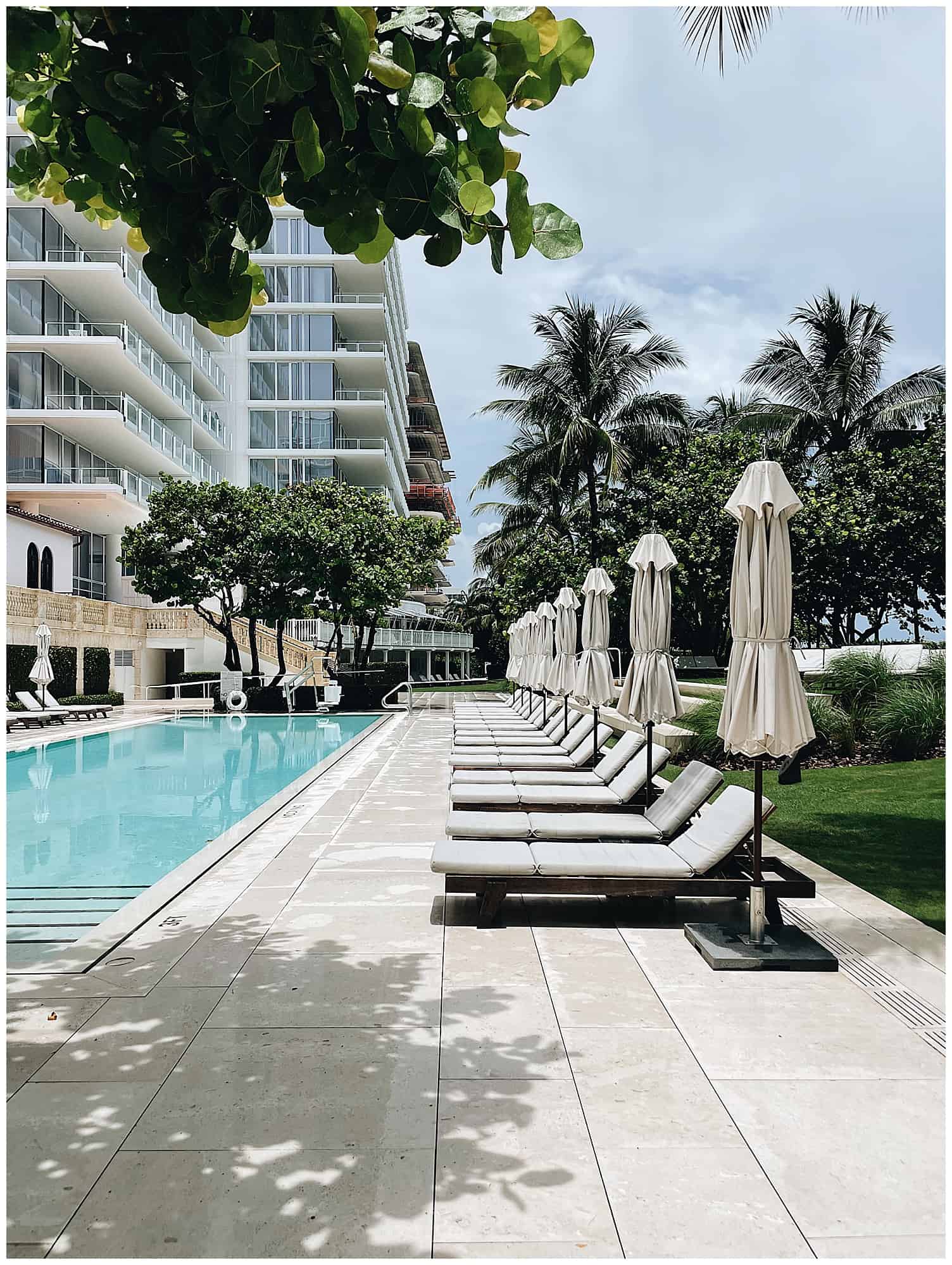 Travel guide to Surfside Miami. The where to stay, what to eat, and shopping guide for Miami's luxe neighborhood! Thewoodandspoon.com