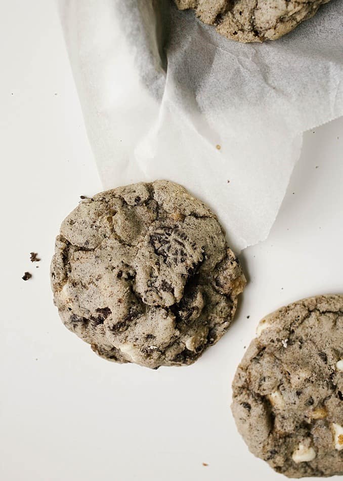 Cookies and Cream Cookies recipe by The Wood and Spoon Blog by Kate Wood. This is a recipe for Oreo cookie stuffed white chocolate chip cookies. These are soft and chewy cookies, quick and easy, that can simply be made into a cream-filled treat. Find the recipe for these simple holiday Christmas cookies on thewoodandspoon.com